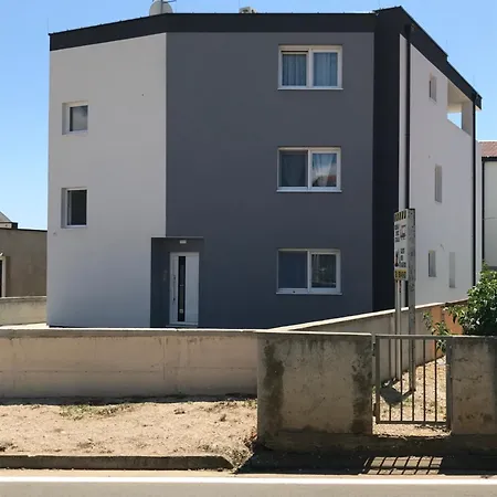 Apartman Seven Vir